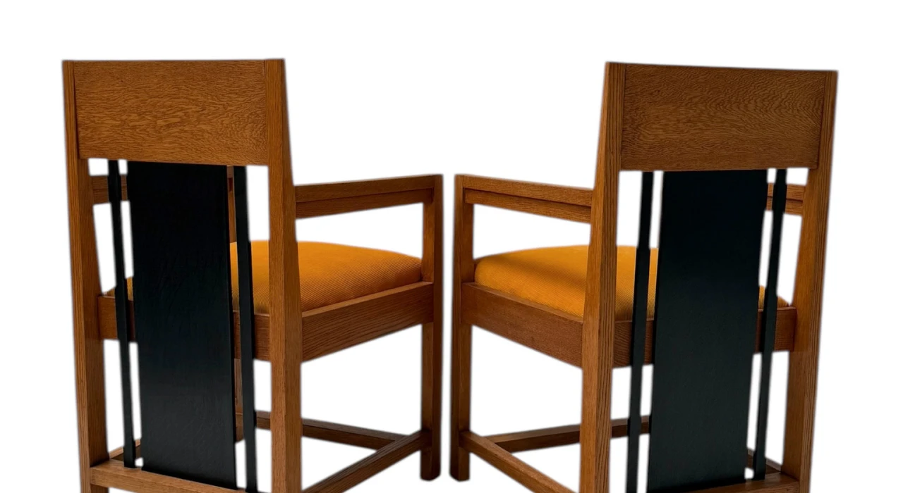 Two Art Deco Modernist High Back Armchairs by Cor Alons, 1927